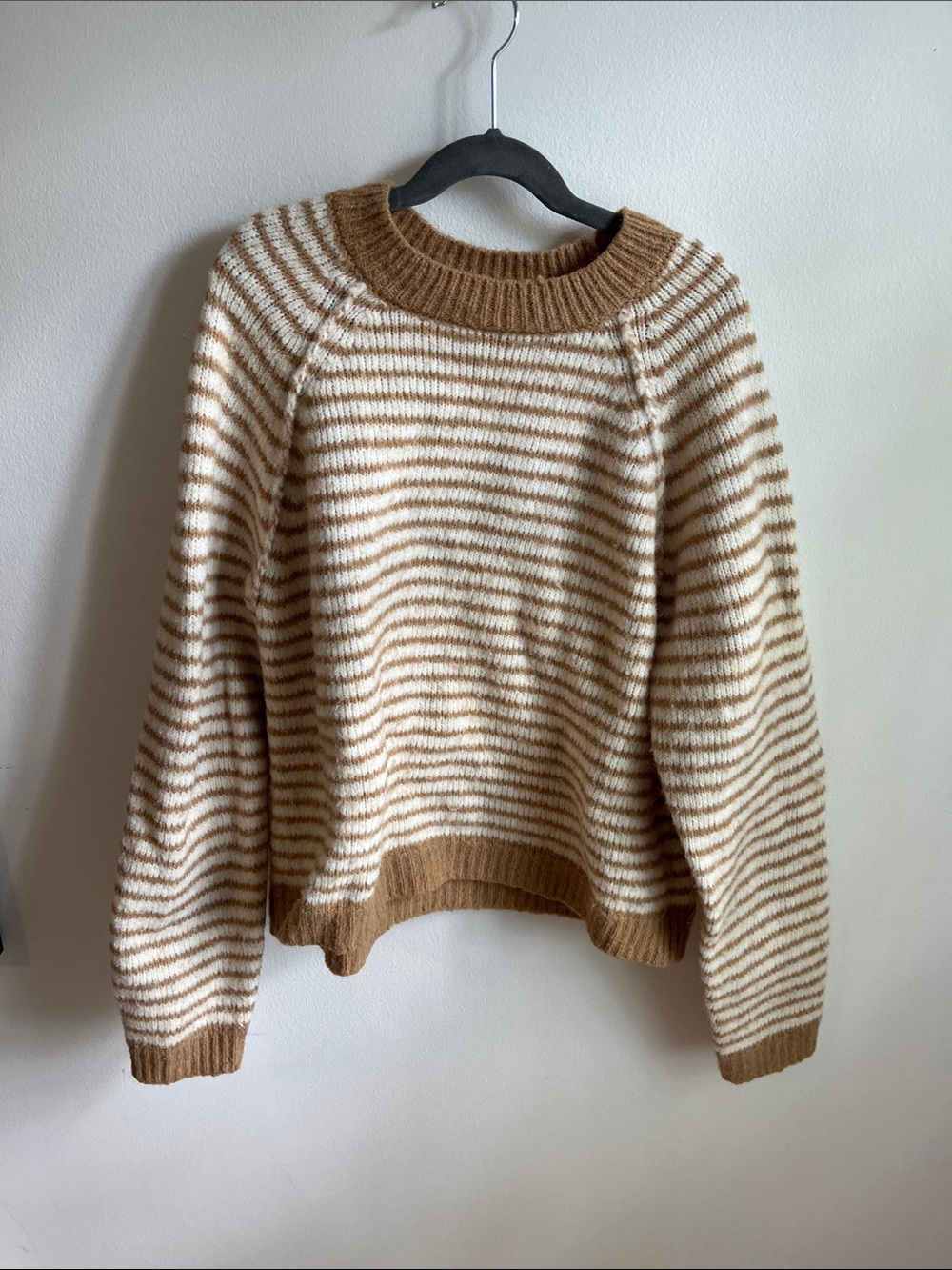 American Eagle Outfitters Striped Crewneck Sweater - Cream & Brown